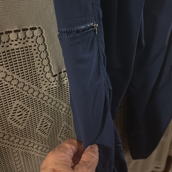 Footlocker Women’s Pants - Picture 4 of 7